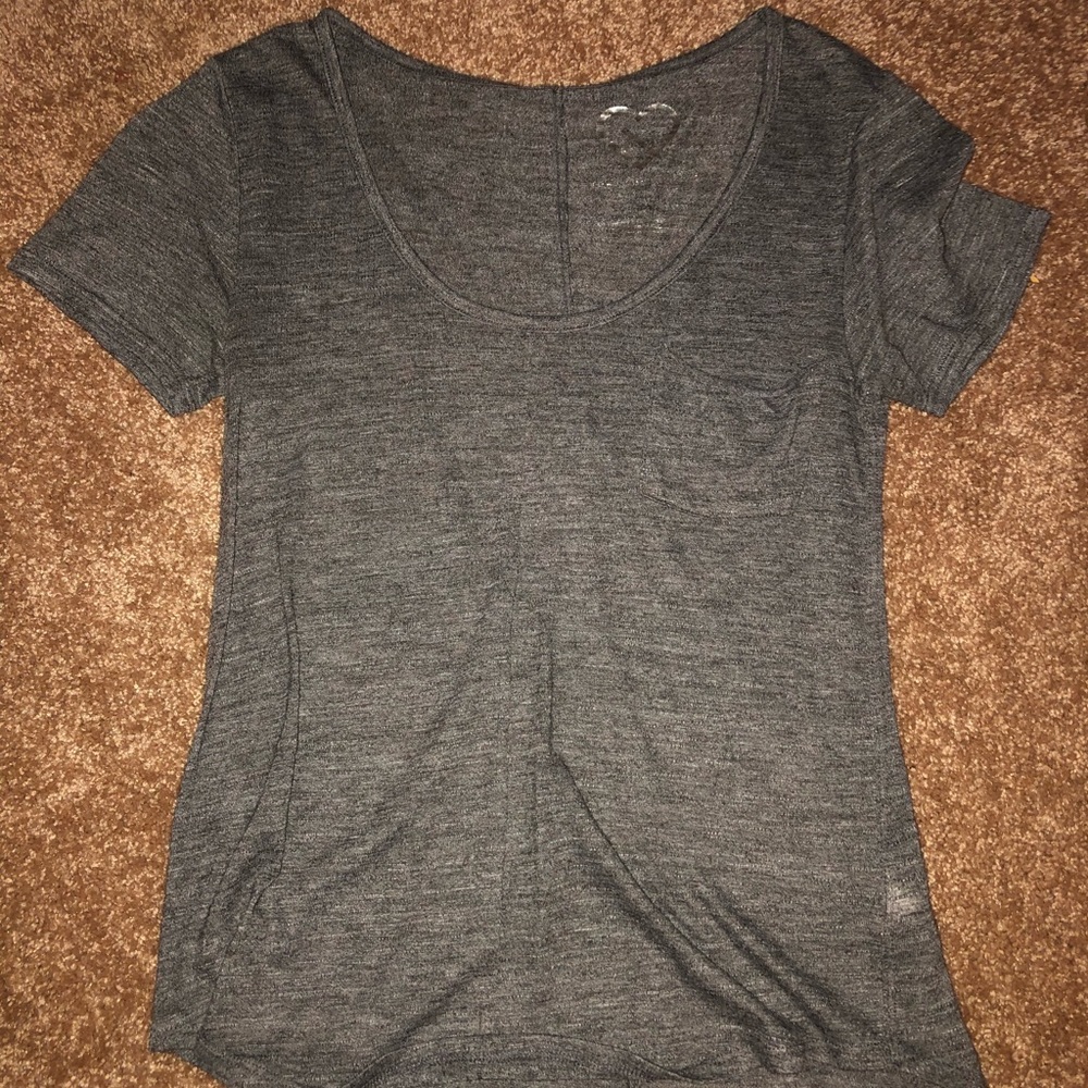 Heather grey pocket tee